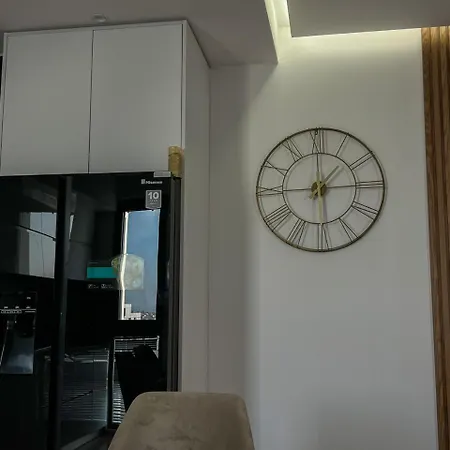 Apartman Lux At Arlis