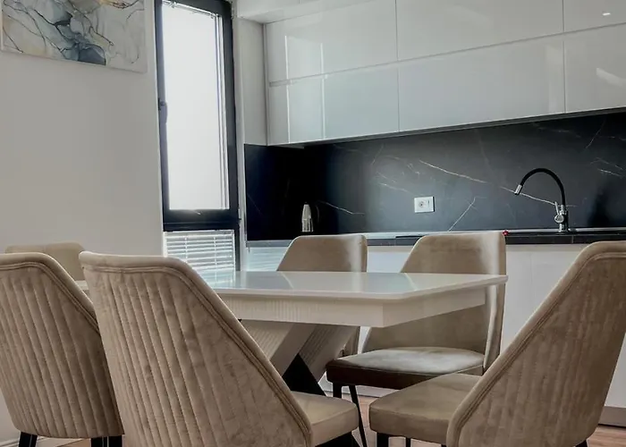 Apartmán Lux At Arlis Tirana