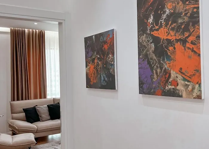 Lux At Arlis * Tirana